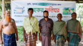 আমের চাষাবাদ নিয়ে কৃষকের পাশে কৃষকের বাতিঘর